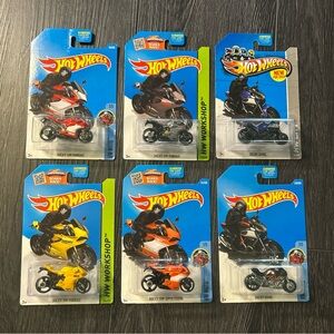 Hot Wheels Ducati Motorcycle Lot 1199 Panigale Superleggera Diavel
